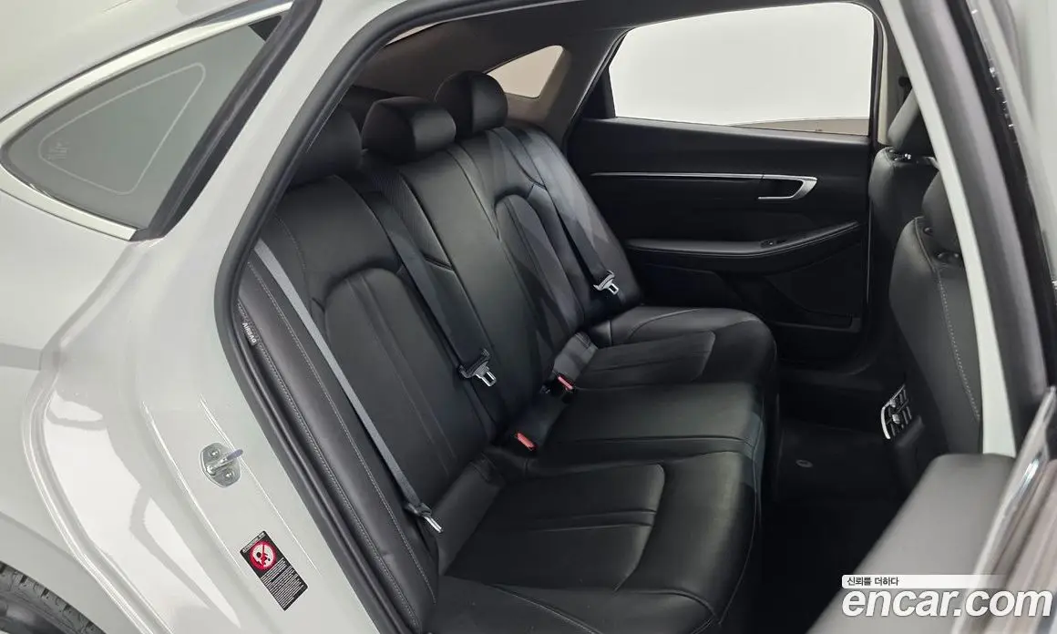 Hyundai Sonata 2021 2.0 автомат (гидро), фото 16
