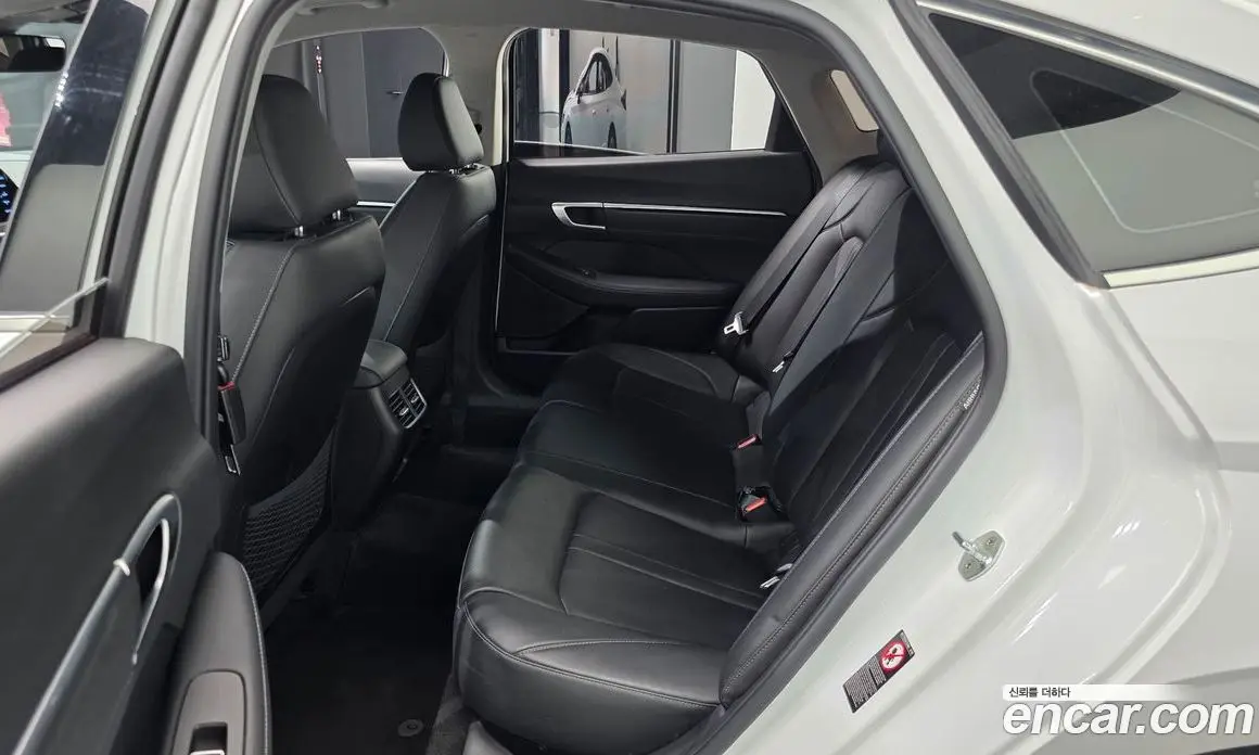 Hyundai Sonata 2021 2.0 автомат (гидро), фото 17