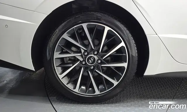 Hyundai Sonata 2022 1.6 автомат (гидро), миниатюра 5 Hyundai Sonata 2022 1.6 автомат (гидро), миниатюра 5