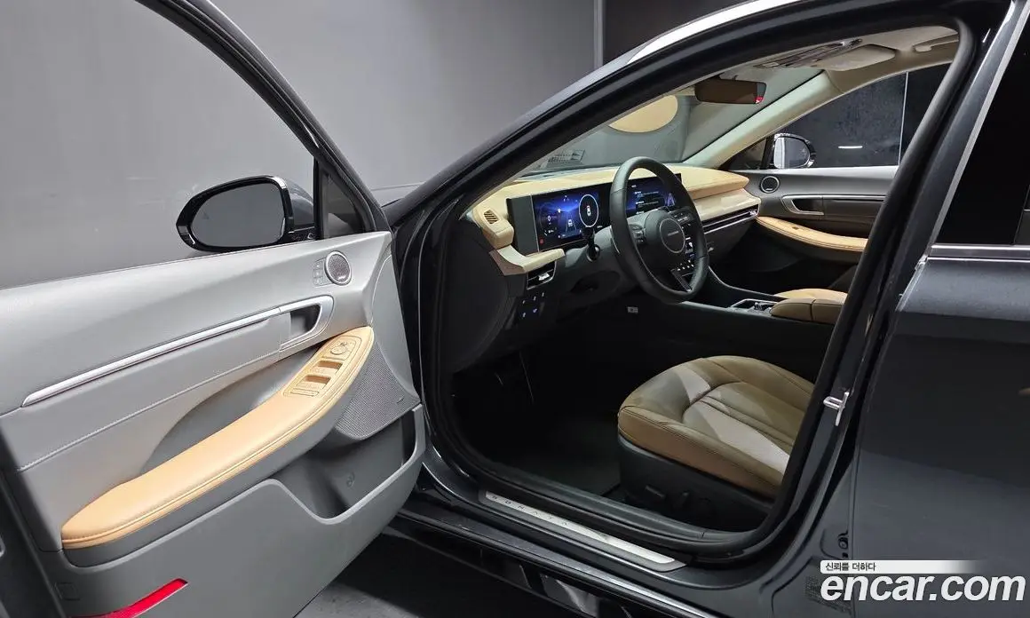 Hyundai Sonata 2025 1.6 автомат (гидро), фото 13