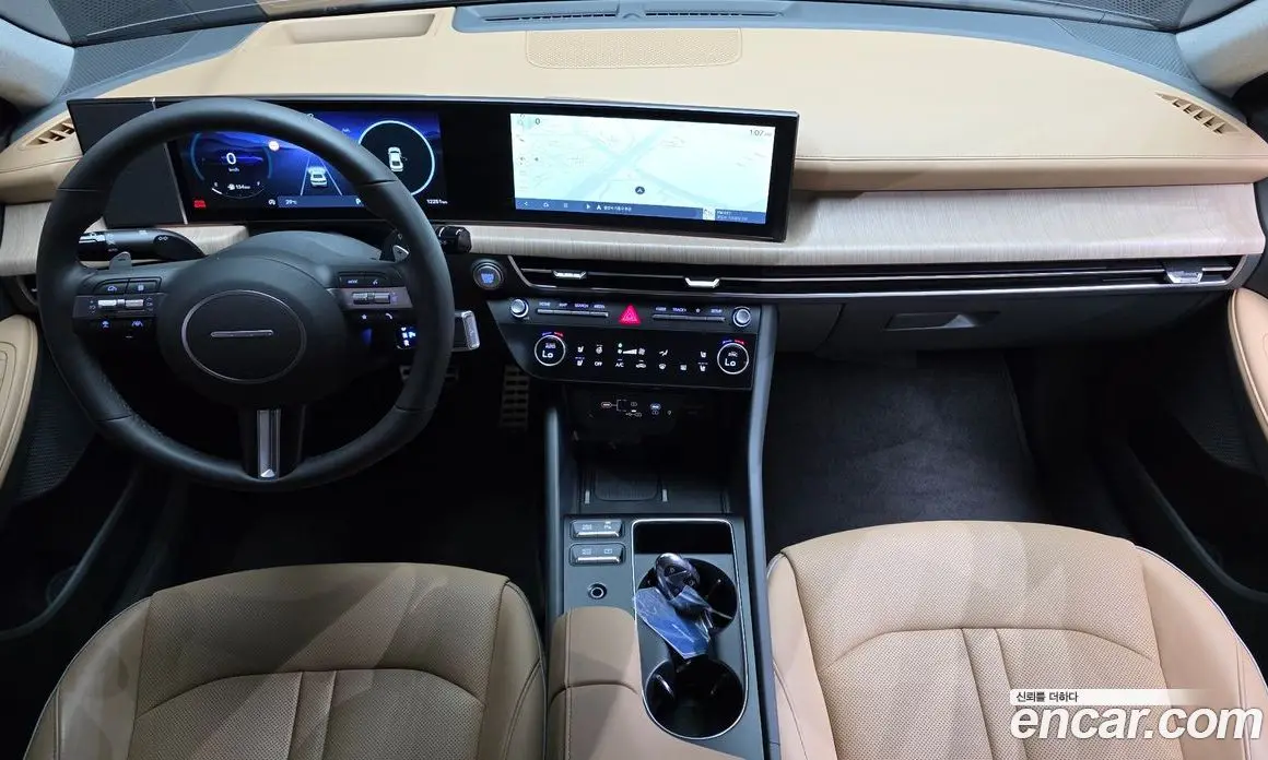 Hyundai Sonata 2025 1.6 автомат (гидро), фото 10