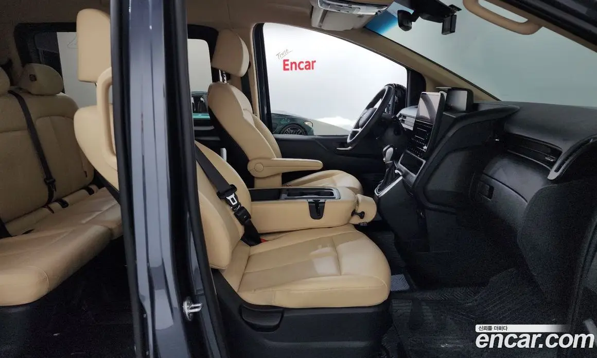 Hyundai Staria 2021 2.2 автомат (гидро), фото 17 Hyundai Staria 2021 2.2 автомат (гидро), фото 17