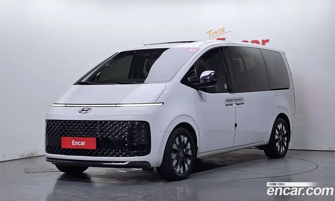 Hyundai Staria 2022 2.2 автомат (гидро), фото 1 Hyundai Staria 2022 2.2 автомат (гидро), фото 1