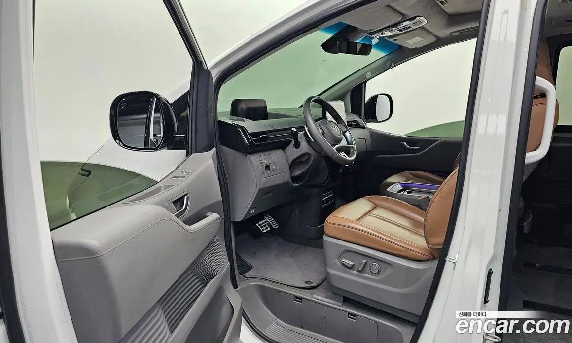Hyundai Staria 2022 2.2 автомат (гидро), фото 13 Hyundai Staria 2022 2.2 автомат (гидро), фото 13