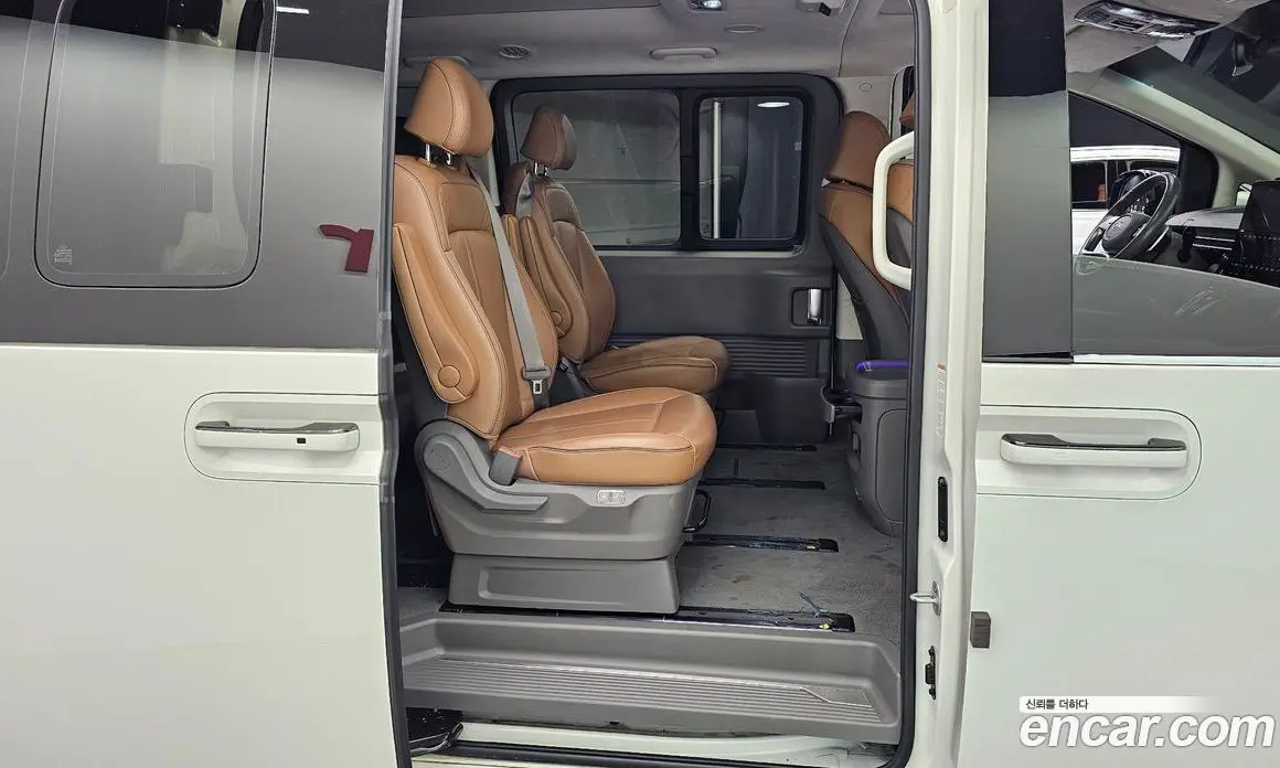 Hyundai Staria 2022 2.2 автомат (гидро), фото 18 Hyundai Staria 2022 2.2 автомат (гидро), фото 18
