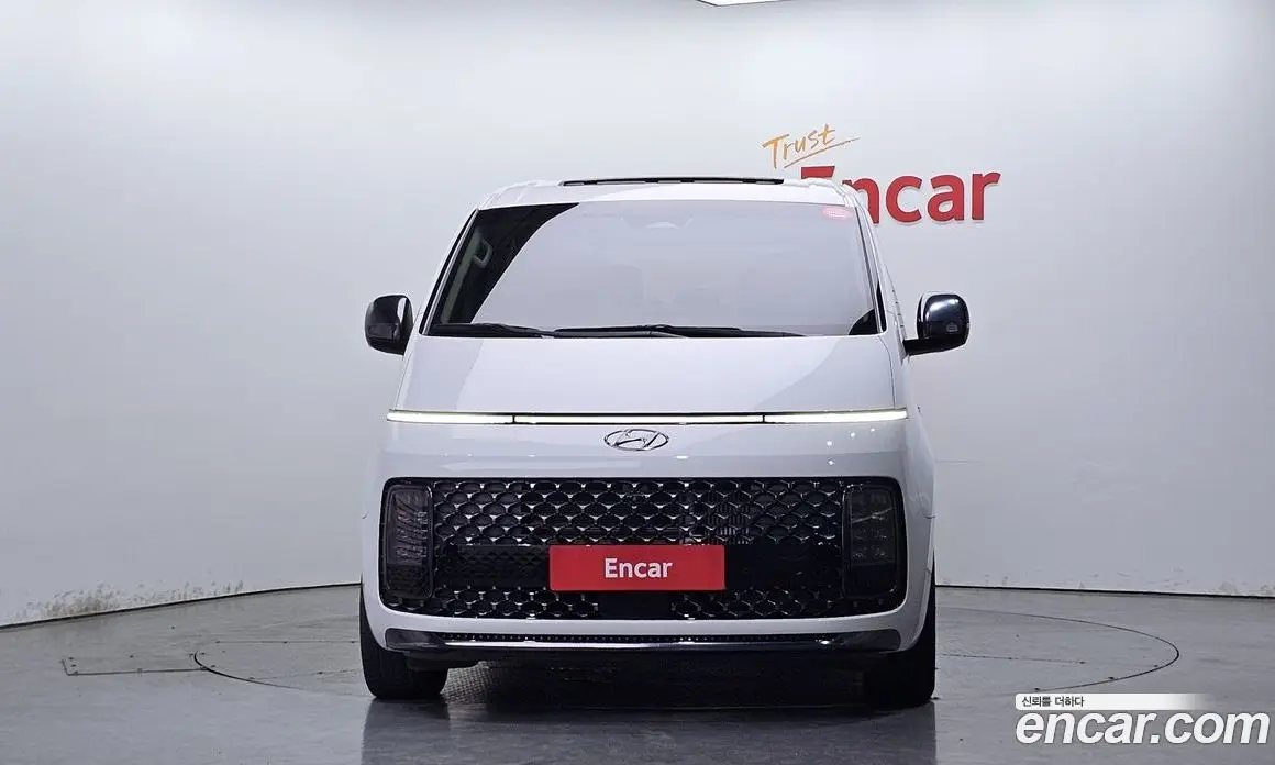 Hyundai Staria 2022 2.2 автомат (гидро), фото 3 Hyundai Staria 2022 2.2 автомат (гидро), фото 3