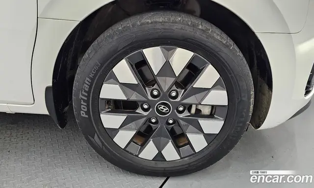 Hyundai Staria 2022 2.2 автомат (гидро), миниатюра 7 Hyundai Staria 2022 2.2 автомат (гидро), миниатюра 7