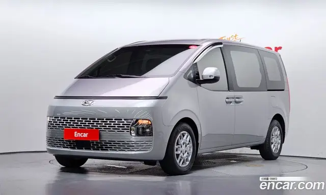 Hyundai Staria, 2023, 35 235 км