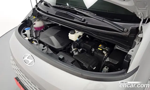 Hyundai Staria 2023 2.2 автомат (гидро), миниатюра 6