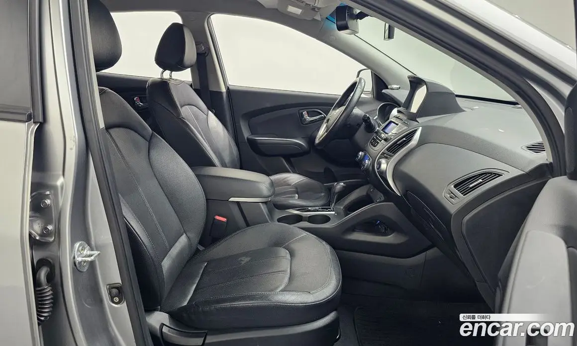 Hyundai Tucson 2012 2.0 автомат (гидро), фото 16 Hyundai Tucson 2012 2.0 автомат (гидро), фото 16