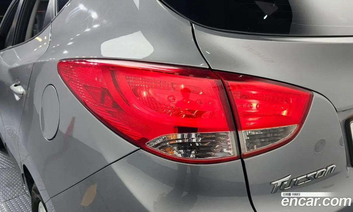 Hyundai Tucson 2012 2.0 автомат (гидро), фото 8 Hyundai Tucson 2012 2.0 автомат (гидро), фото 8