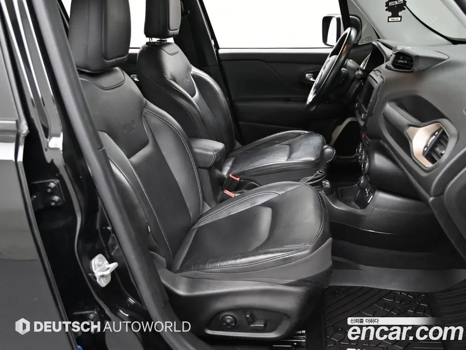 Jeep Renegade 2017 2.0 автомат (гидро), фото 10 Jeep Renegade 2017 2.0 автомат (гидро), фото 10
