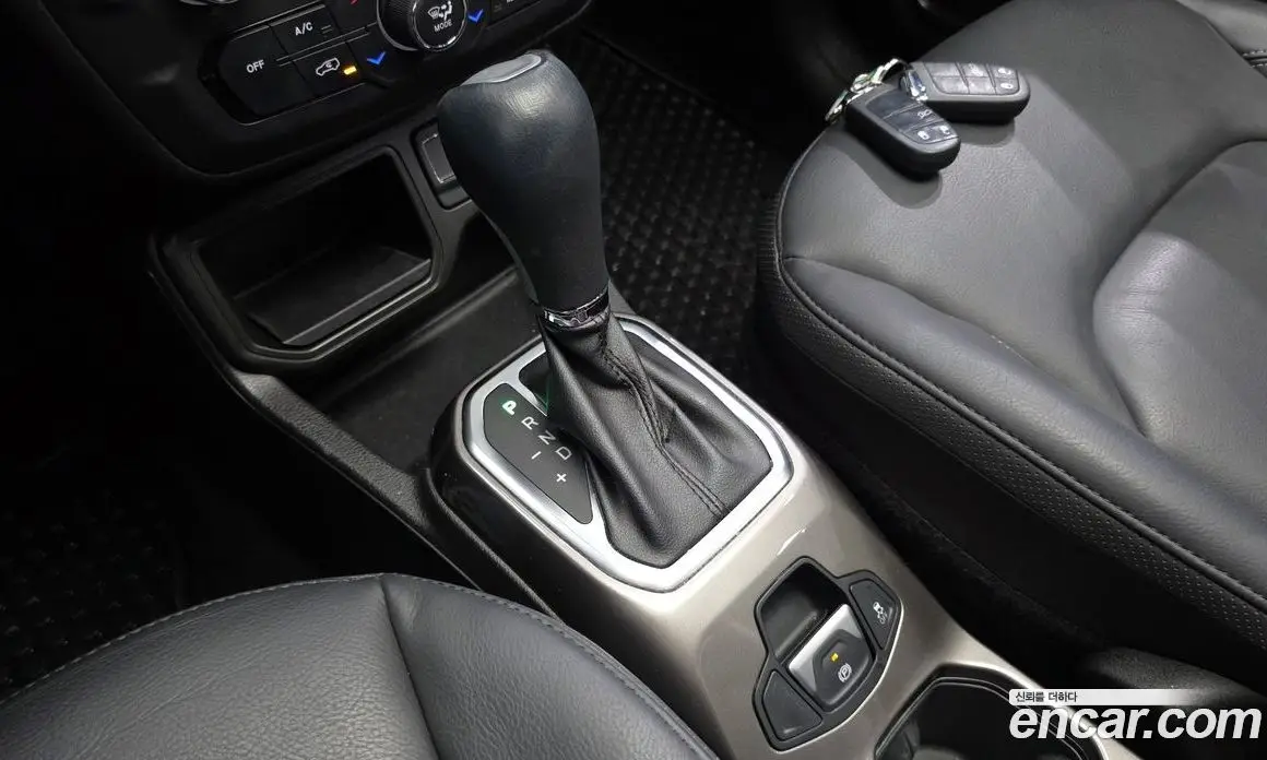 Jeep Renegade 2020 2.4 автомат (гидро), фото 12 Jeep Renegade 2020 2.4 автомат (гидро), фото 12