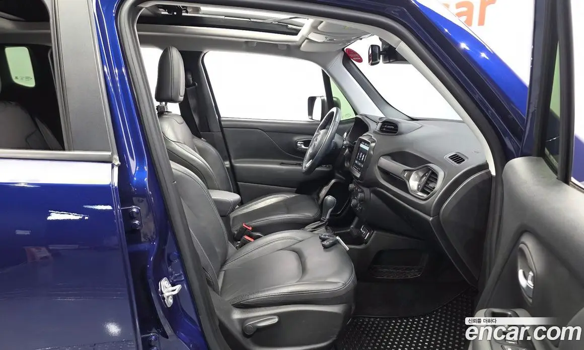Jeep Renegade 2020 2.4 автомат (гидро), фото 16 Jeep Renegade 2020 2.4 автомат (гидро), фото 16