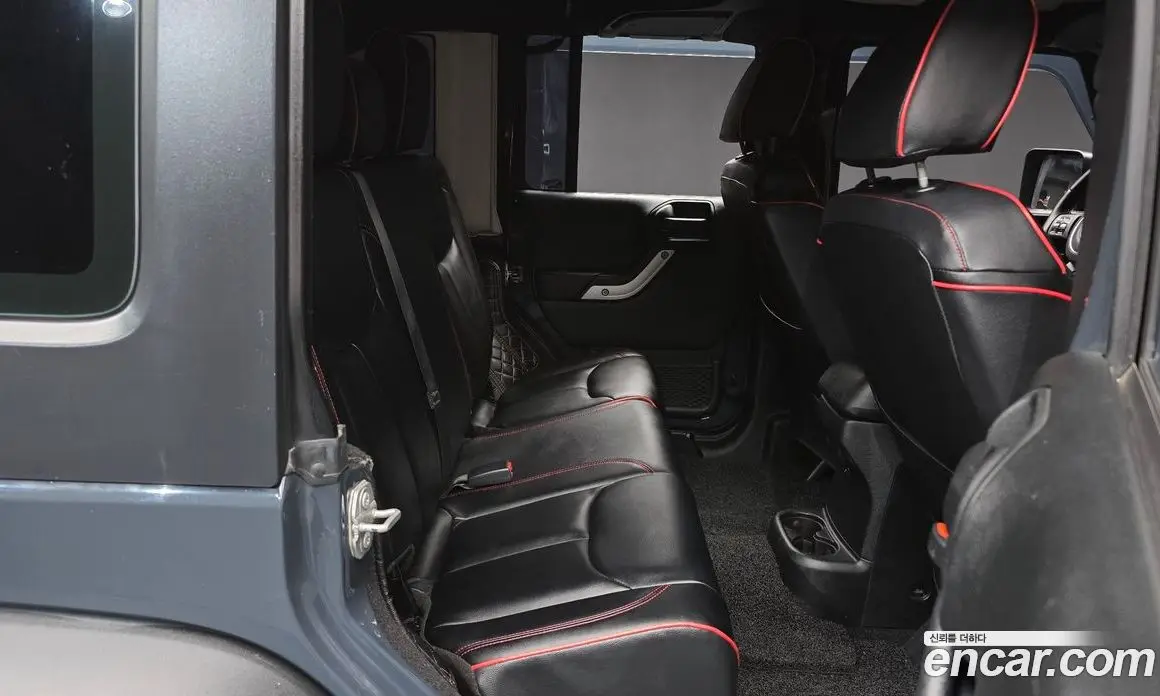 Jeep Wrangler 2017 3.6 автомат (гидро), фото 12