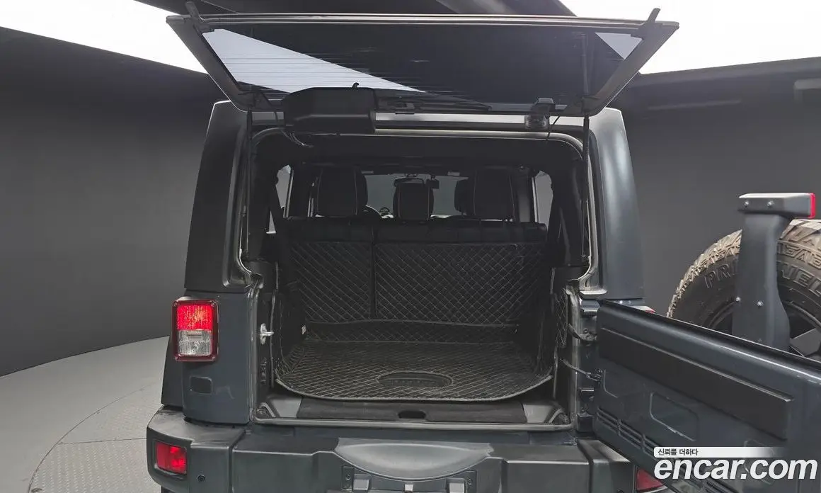 Jeep Wrangler 2017 3.6 автомат (гидро), фото 20