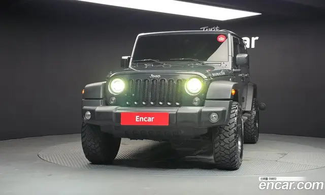 Jeep Wrangler 2017 3.6 автомат (гидро), миниатюра 3