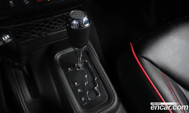 Jeep Wrangler 2017 3.6 автомат (гидро), миниатюра 9