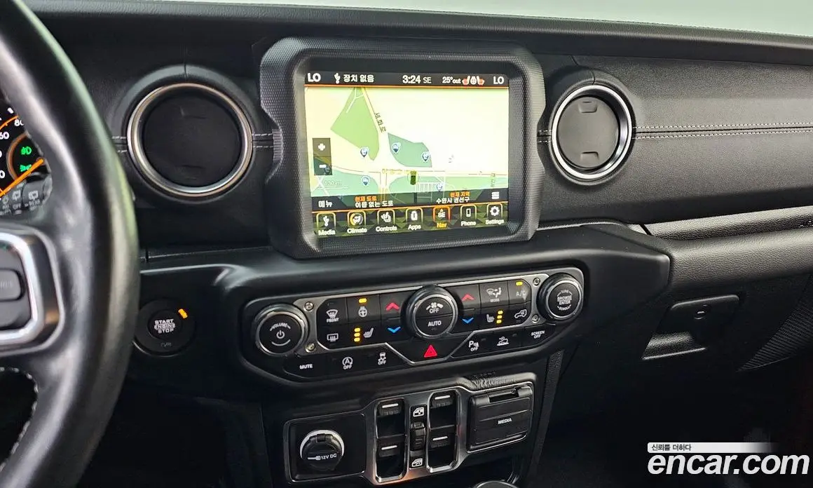 Jeep Wrangler 2023 2.0 автомат (гидро), фото 20