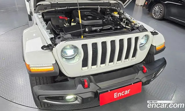 Jeep Wrangler 2023 2.0 автомат (гидро), миниатюра 5
