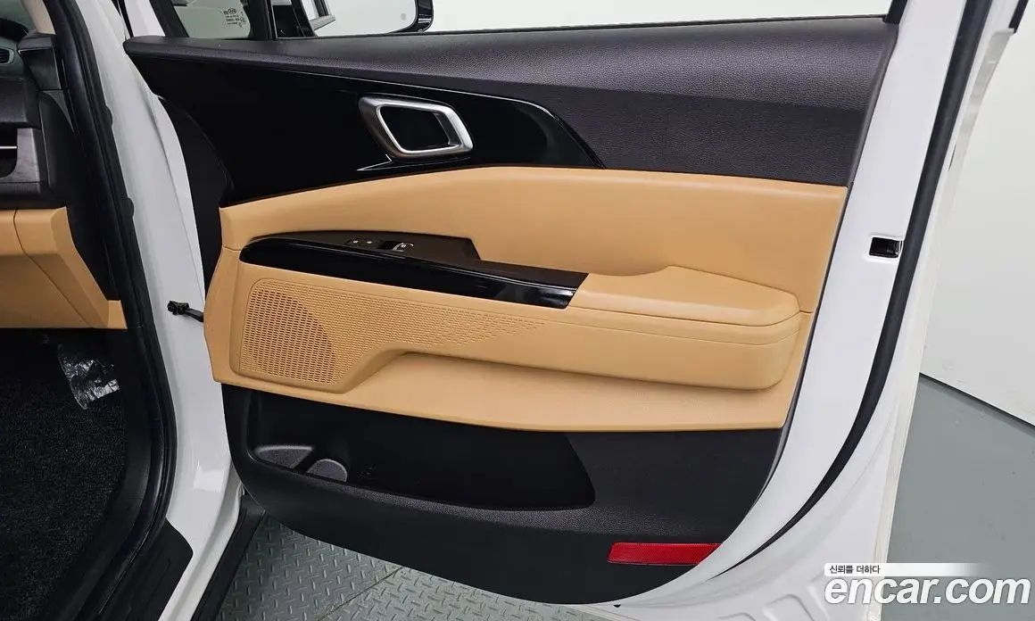 Kia Carnival 2020 2.2 автомат (гидро), фото 15