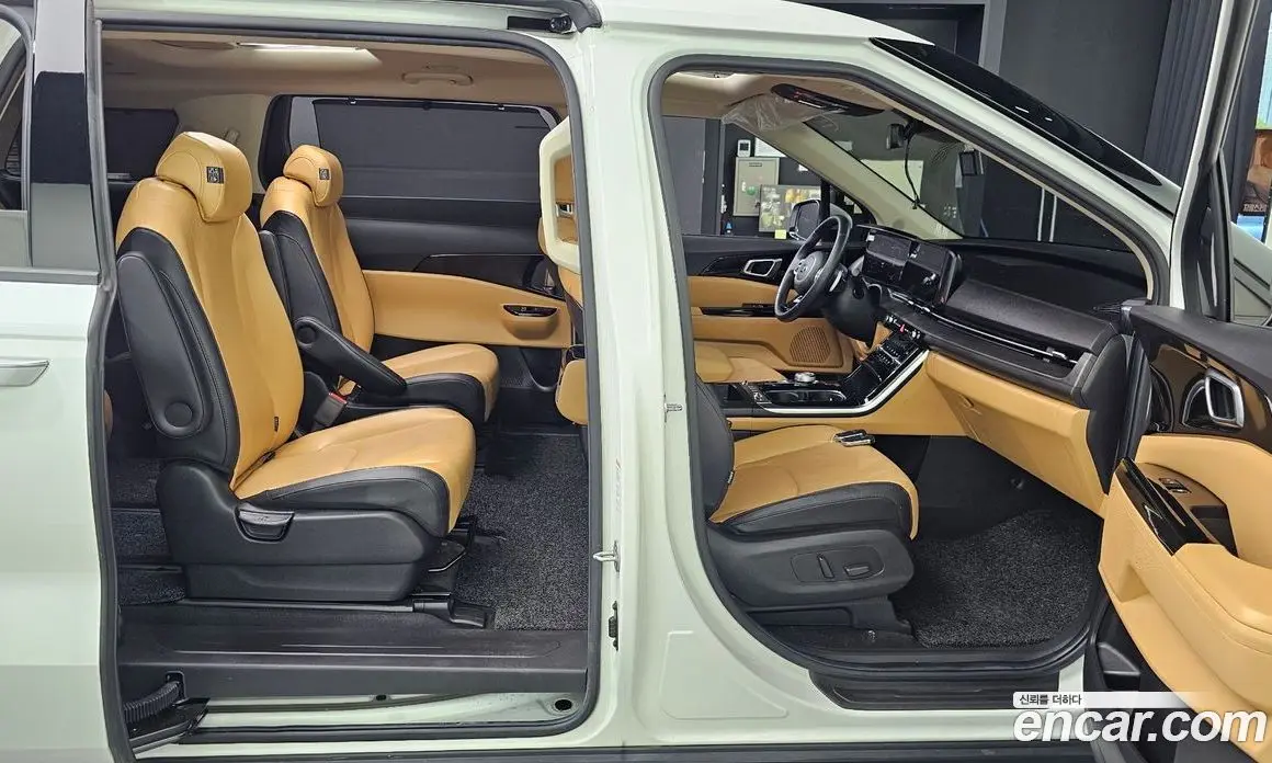 Kia Carnival 2020 2.2 автомат (гидро), фото 17