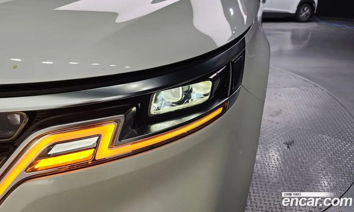 Kia Carnival 2020 2.2 автомат (гидро), фото 8