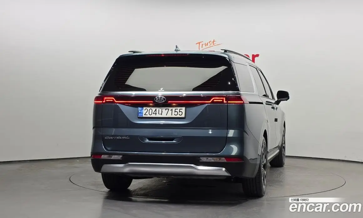 Kia Carnival 2021 2.2 автомат (гидро), фото 4 Kia Carnival 2021 2.2 автомат (гидро), фото 4
