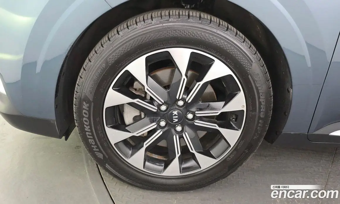Kia Carnival 2021 2.2 автомат (гидро), фото 5 Kia Carnival 2021 2.2 автомат (гидро), фото 5