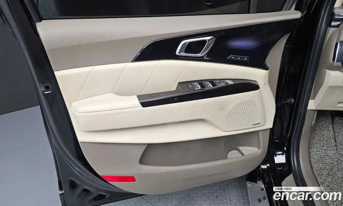 Kia Carnival 2023 3.5 автомат (гидро), фото 14