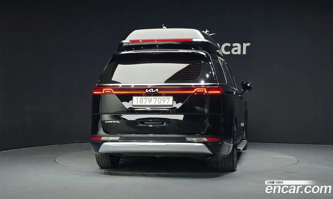 Kia Carnival 2023 3.5 автомат (гидро), фото 4