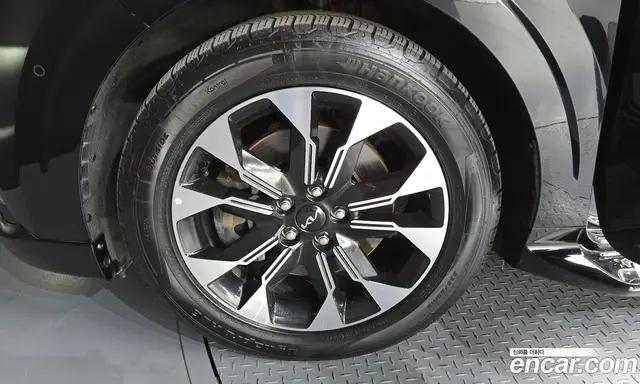 Kia Carnival 2023 3.5 автомат (гидро), миниатюра 5