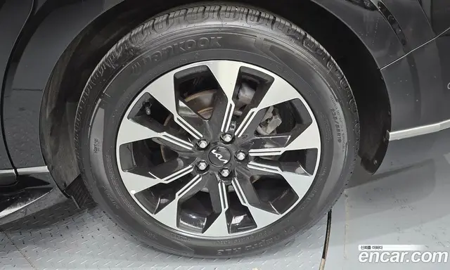 Kia Carnival 2023 3.5 автомат (гидро), миниатюра 7