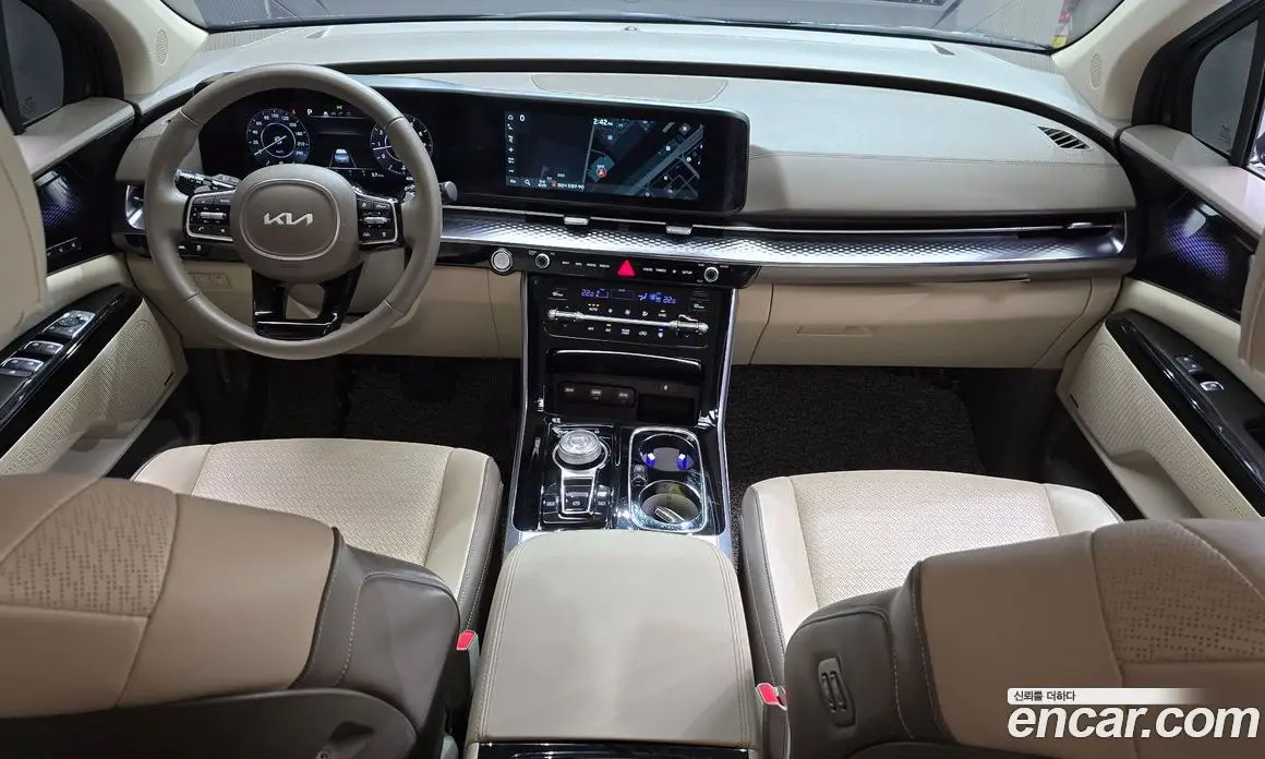 Kia Carnival 2023 3.5 автомат (гидро), фото 10
