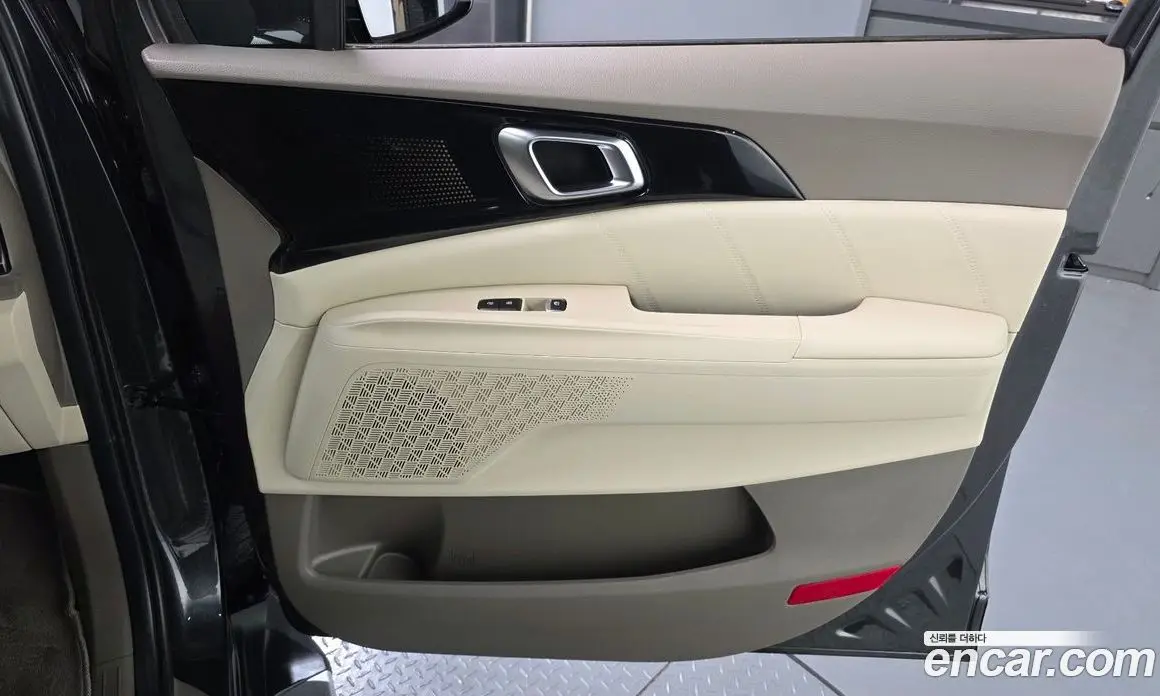 Kia Carnival 2024 2.2 автомат (гидро), фото 15