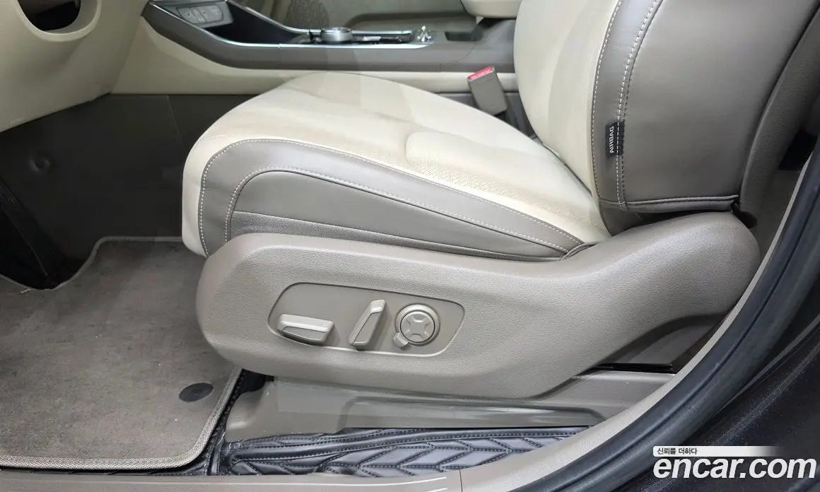 Kia Carnival 2024 2.2 автомат (гидро), фото 16