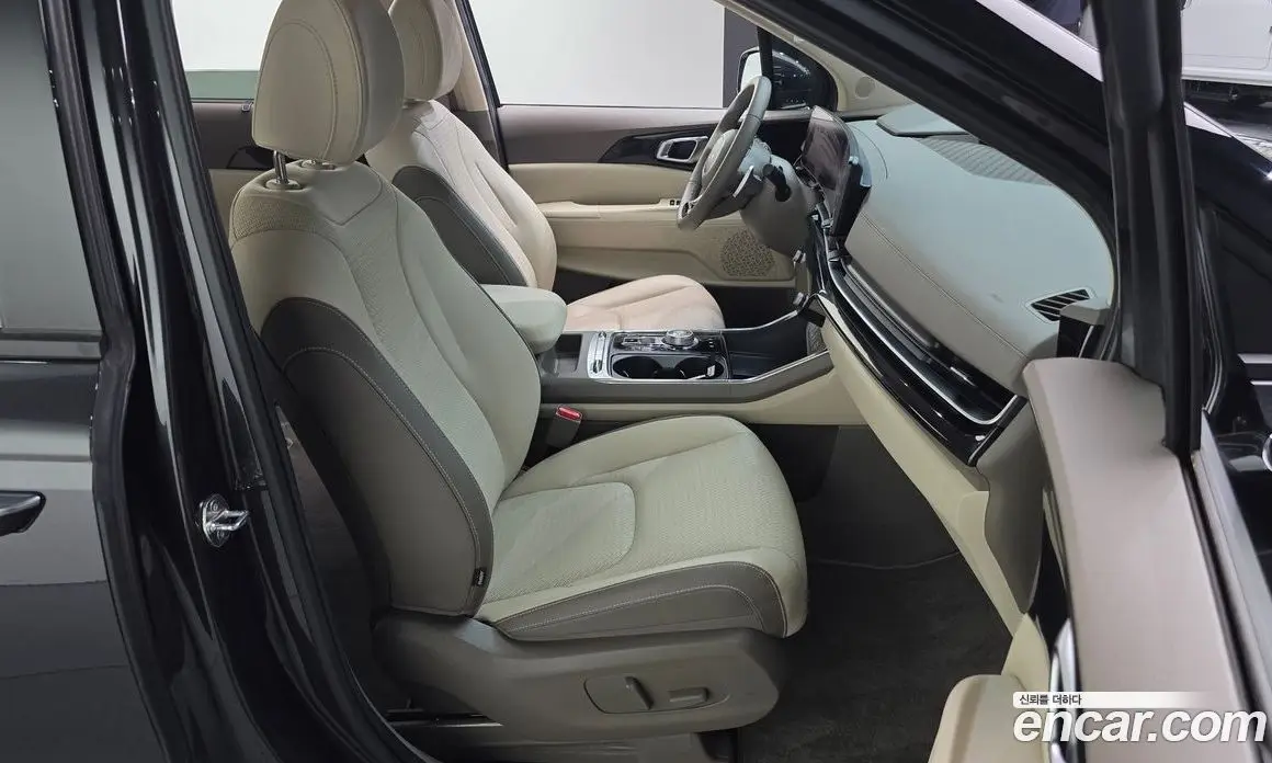 Kia Carnival 2024 2.2 автомат (гидро), фото 18