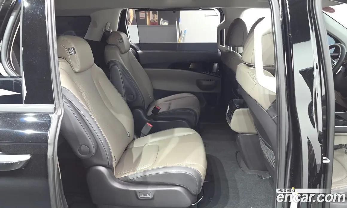 Kia Carnival 2024 2.2 автомат (гидро), фото 17