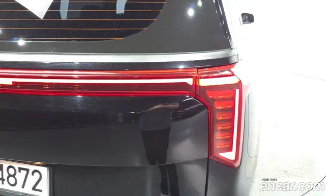 Kia Carnival 2024 2.2 автомат (гидро), миниатюра 9