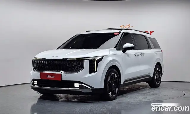Kia Carnival, 2025, 43 030 км