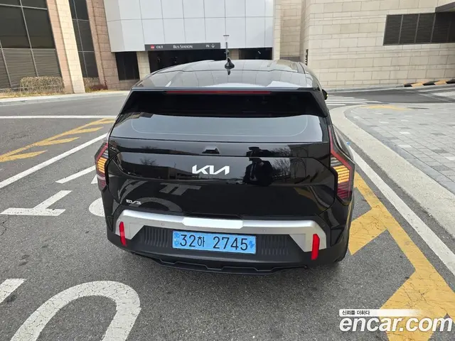 Kia EV3 2025 автомат (гидро), миниатюра 3 Kia EV3 2025 автомат (гидро), миниатюра 3