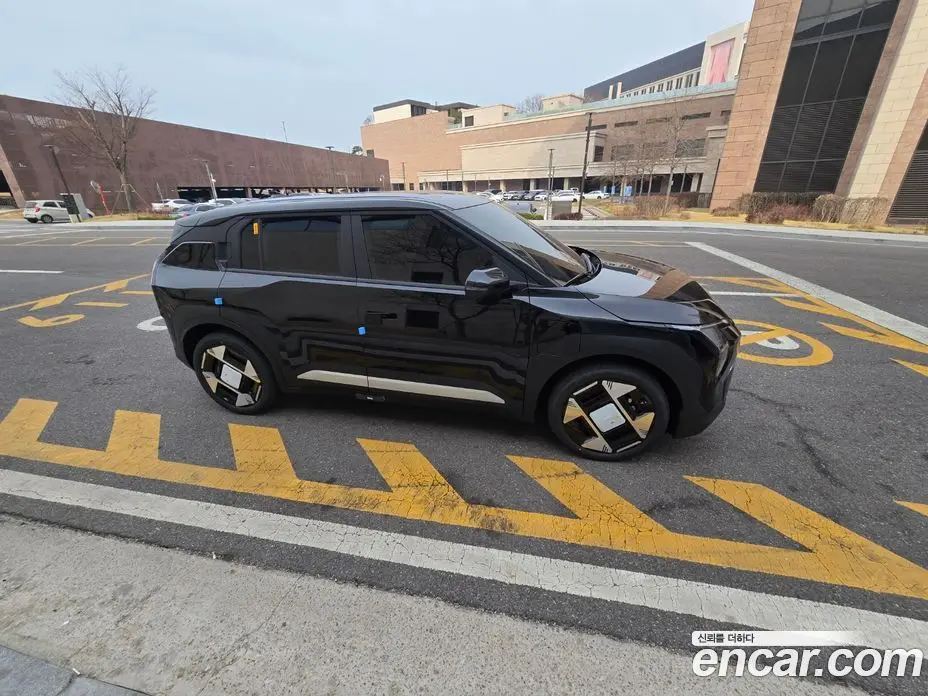Kia EV3 2025 автомат (гидро), фото 4 Kia EV3 2025 автомат (гидро), фото 4