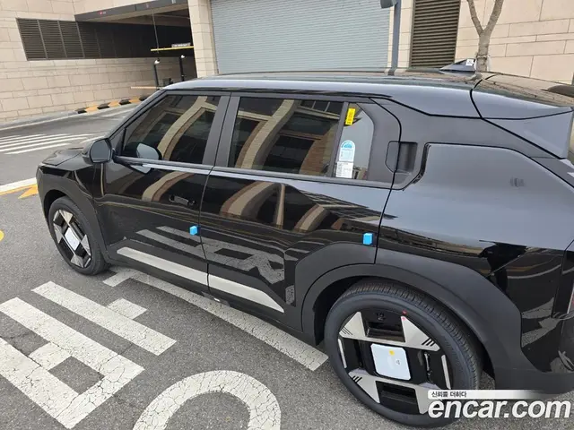 Kia EV3 2025 автомат (гидро), миниатюра 7 Kia EV3 2025 автомат (гидро), миниатюра 7