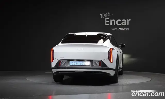 Kia EV4 2025 0.2 автомат (гидро), миниатюра 4 Kia EV4 2025 0.2 автомат (гидро), миниатюра 4