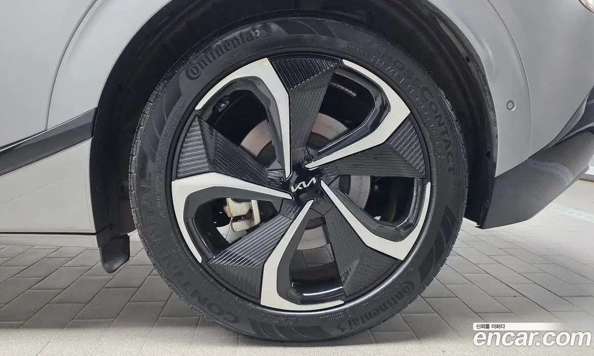 Kia EV6 2021 0.1 автомат (гидро), фото 7 Kia EV6 2021 0.1 автомат (гидро), фото 7