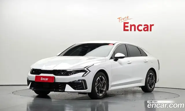 Kia K5 (Optima), 2025, 15 858 км