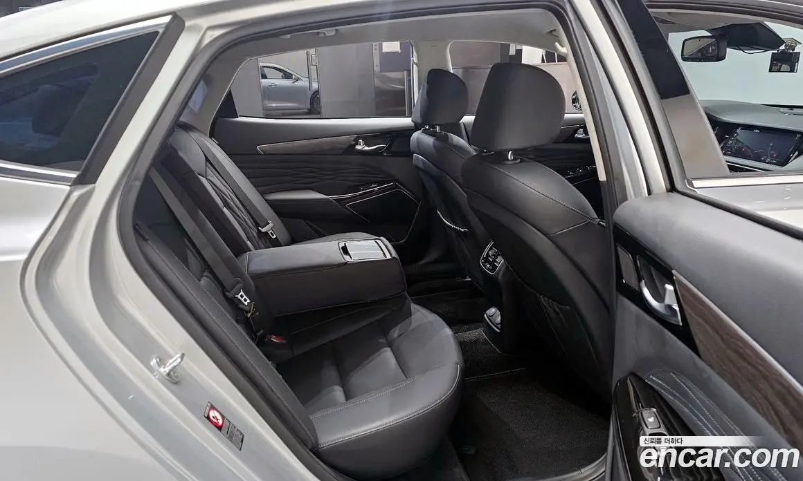 Kia K7 2019 3.0 автомат (гидро), фото 17 Kia K7 2019 3.0 автомат (гидро), фото 17