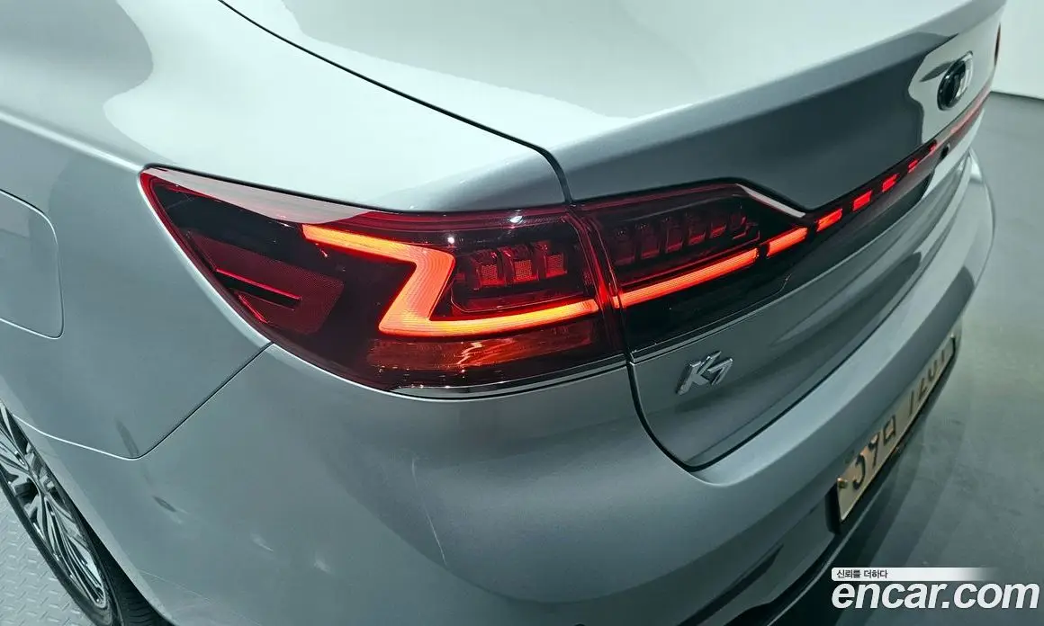 Kia K7 2019 3.0 автомат (гидро), фото 9 Kia K7 2019 3.0 автомат (гидро), фото 9