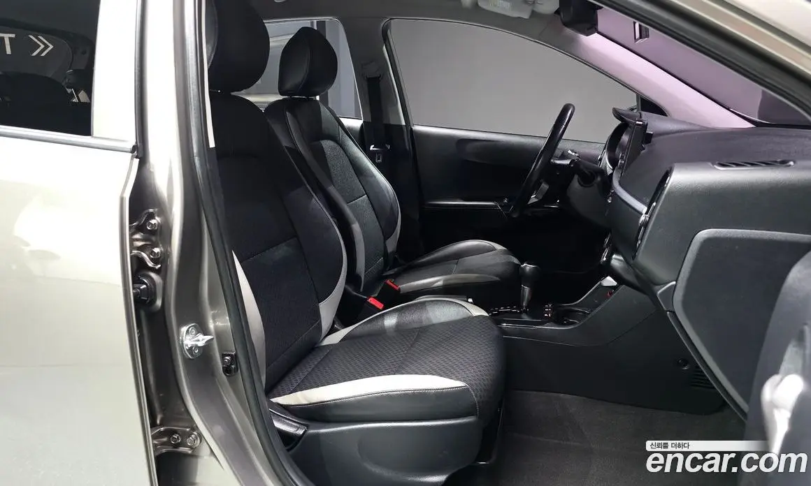 Kia Morning 2018 1.0 автомат (гидро), фото 16
