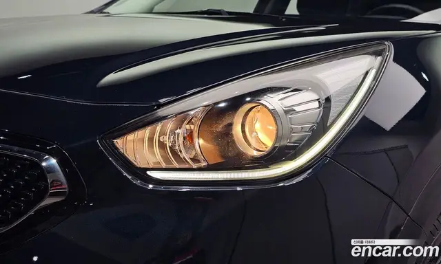 Kia Niro 2017 1.6 автомат (гидро), миниатюра 8 Kia Niro 2017 1.6 автомат (гидро), миниатюра 8